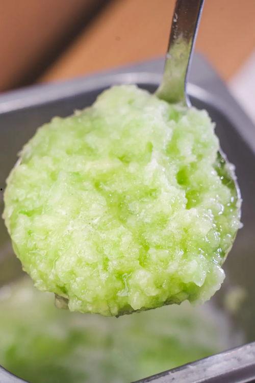 跟风吃瓜,揭秘网络舆论场中的狂欢与反思