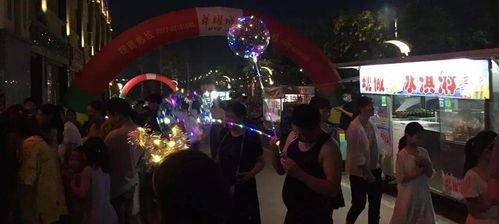 祥瑞城夜市吃瓜,瓜果飘香，人间烟火气