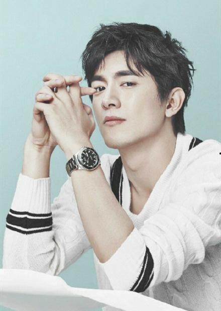 林更新吃瓜拍戏