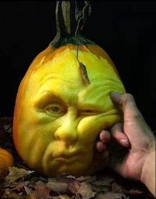 雕塑吃瓜,趣味与哲思的碰撞